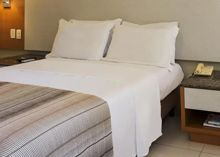 Hotel com piscina: Ponta Mar Hotel